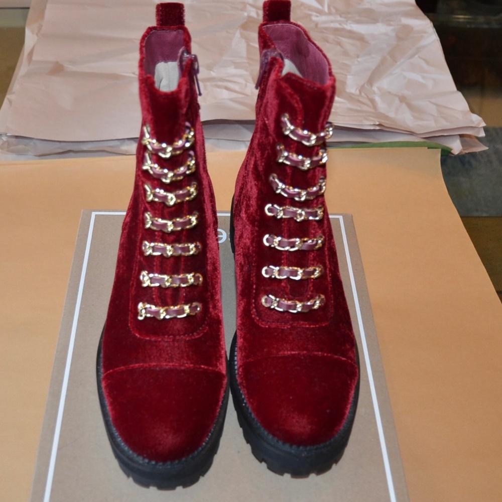 CECELIA New York Chance Hiker Velvet Ankle Boot NWOT